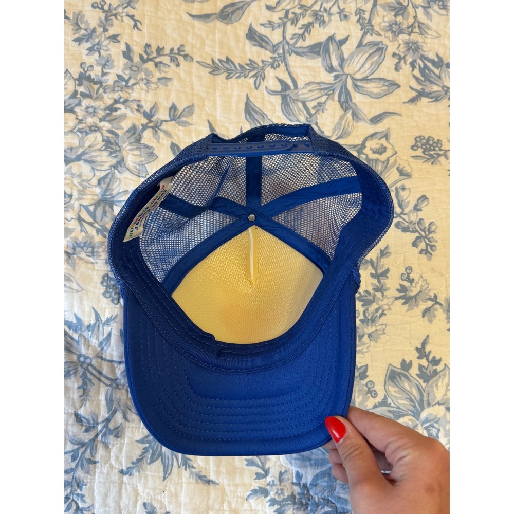 GUESS Originals x J Balvin SS 2022 Heart Logo Blue White Trucker Hat Snapback - Picture 7 of 7